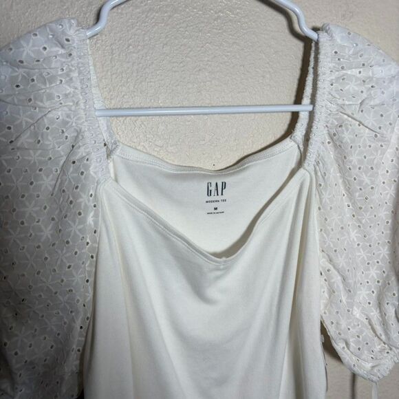Gap T-Shirt Women's Medium Modern Tee Puff Sleeve Eyelet Boho Tie Casual NWT - Picture 3 of 9